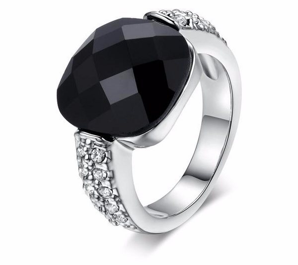 Black Acrylic Vintage Rings